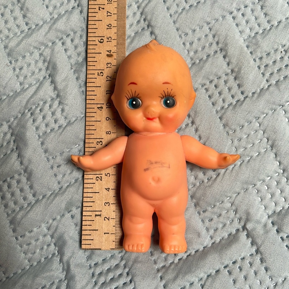 Vintage Vinyl Powder Kewpie Doll 🪆